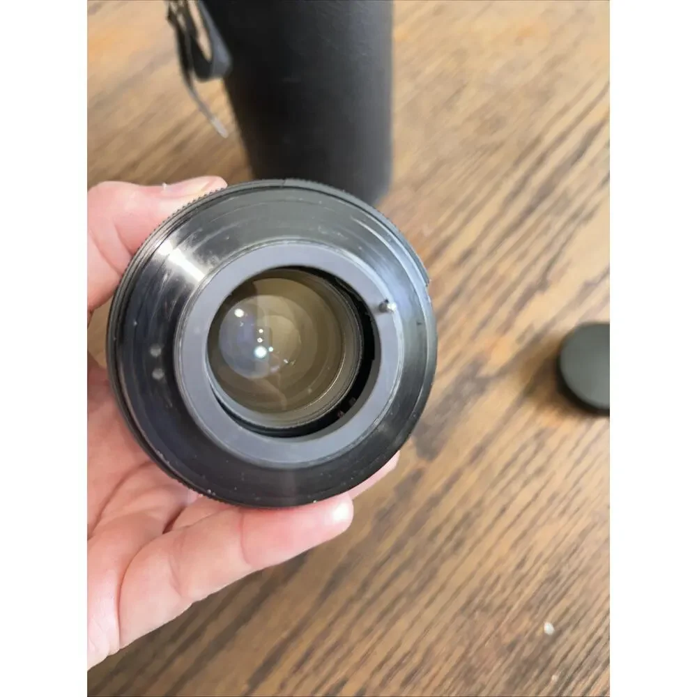 Vivitar Tele-Zoom Camera Lens,85-205mm Auto Zoom 1:3.8,Black Hard Carry Case